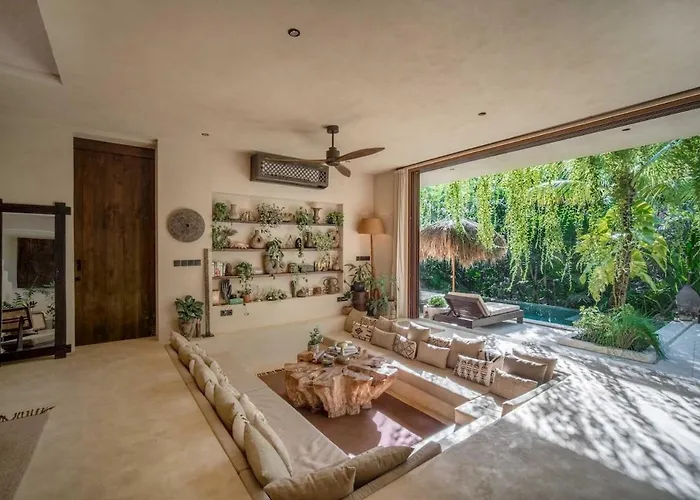 Casa Matahari 2br Jungle Escape With Sunset Rooftop Views Uluwatu