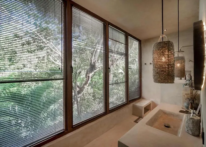Casa Matahari 2br Jungle Escape With Sunset Rooftop Views Villa Uluwatu