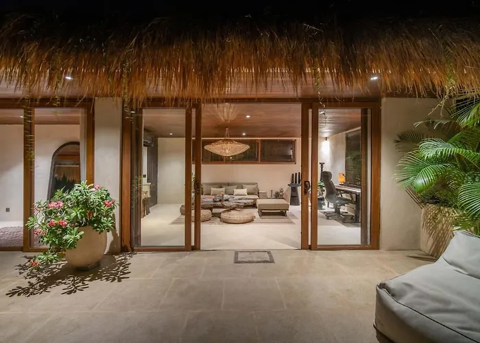 Casa Matahari 2br Jungle Escape With Sunset Rooftop Views Villa *