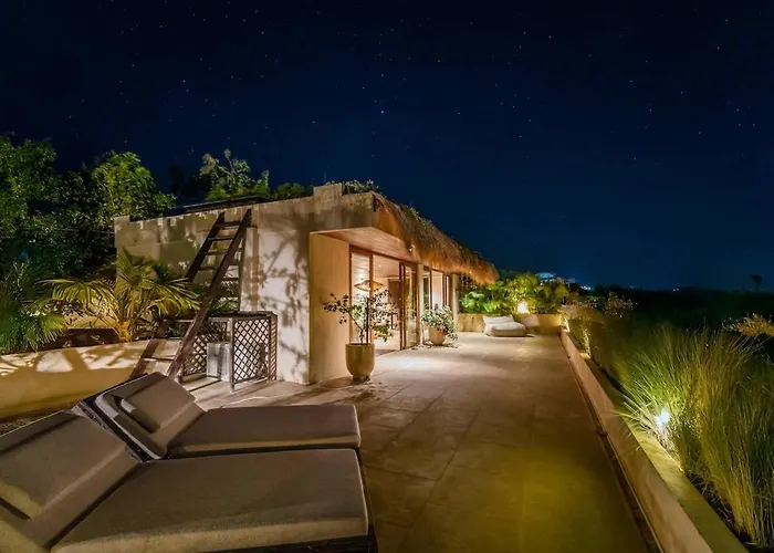 Casa Matahari 2br Jungle Escape With Sunset Rooftop Views *