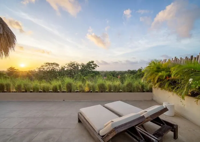 Casa Matahari 2br Jungle Escape With Sunset Rooftop Views Villa