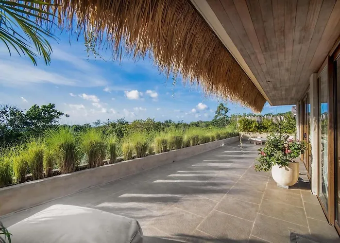 Villa Casa Matahari 2br Jungle Escape With Sunset Rooftop Views *