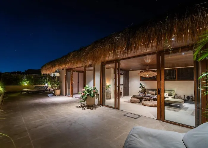 Villa Casa Matahari 2br Jungle Escape With Sunset Rooftop Views Uluwatu